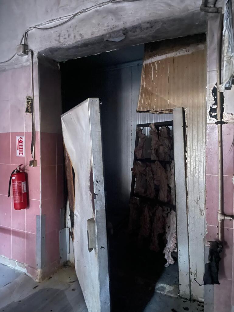 Susurluk'ta kokoreç üretim tesisinde patlama: 18 yaralı