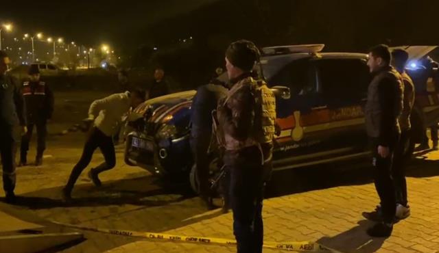 Osmaniye'de feci kaza! Çarpışmanın şiddetiyle 2 kamyonet hurdaya döndü: 2 ölü