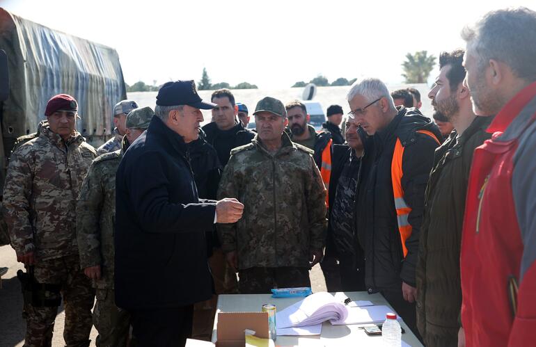 Mehmetçik, Hatay'a lojistik destek üssü kurdu