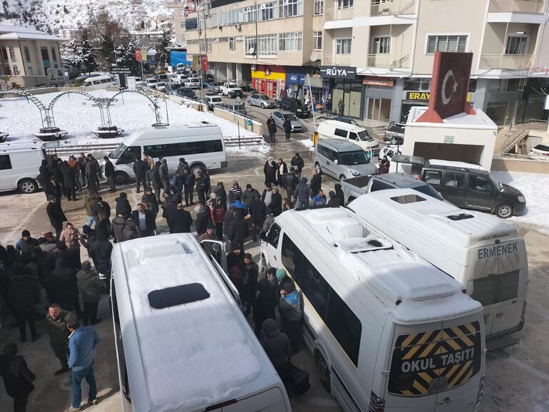 Ermenek'te 15'i emekli madenci, 50 gönüllü deprem bölgesine gitti