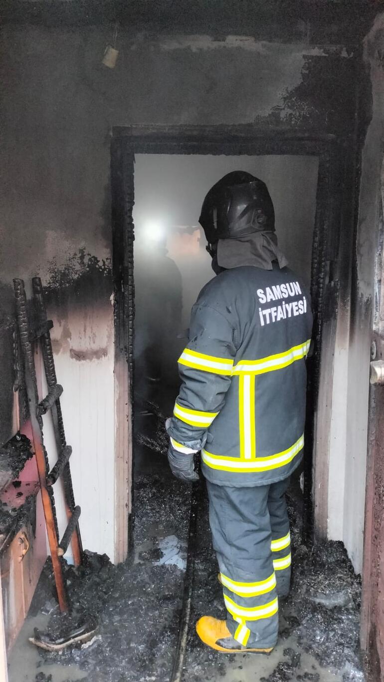 Samsun'da cami lojmanında yangın