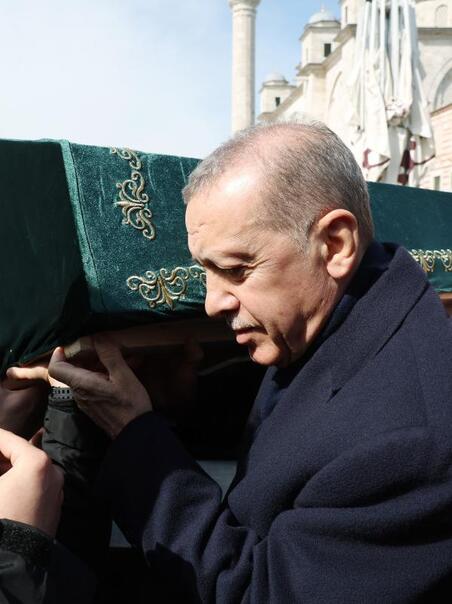 Cumhurbaşkanı Erdoğan iş insanı Kemal Coşkun'un cenazesine katıldı