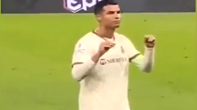 Ronaldo taraftarlara ne yaptı? Ronaldo Arap taraftarlara ne yaptı?