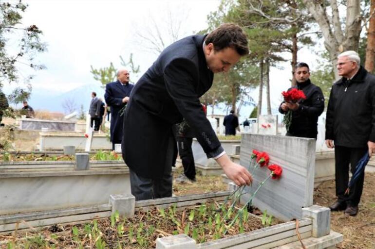 Erzincan depreminde hayatını kaybeden 653 kişi anıldı