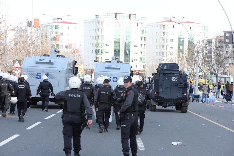 Diyarbakır'daki nevruz etkinliğine soruşturma