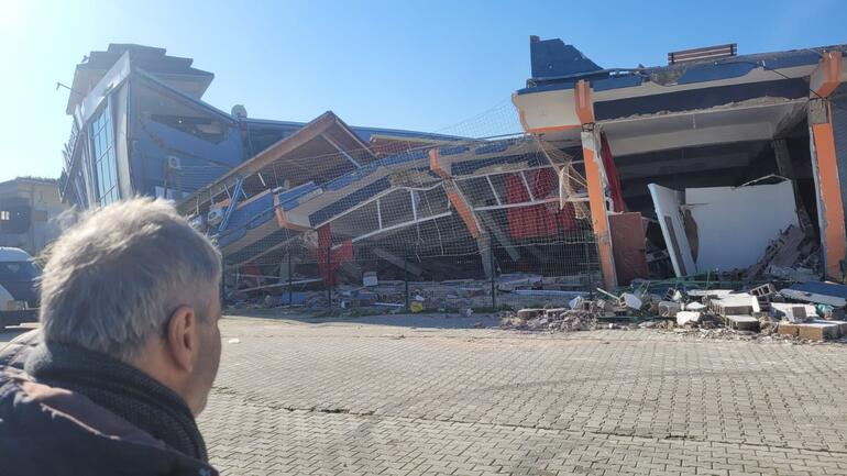 Depremde yakınlarından 26 kişiyi kaybeden Doç. Dr. Sürmeli: İlk defa 14 Mart bu kadar acı geçecek  benim için