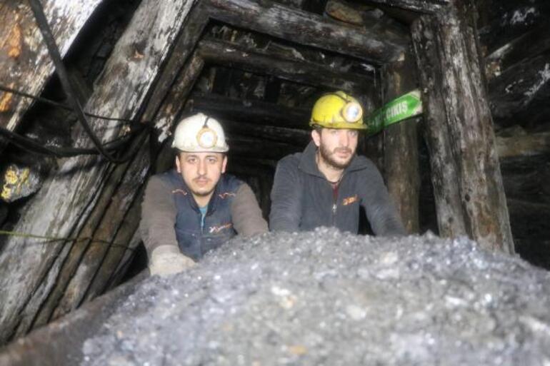 Madenciler yerin metrelerce altında ilk sahurunu yaptı