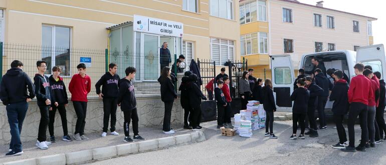 Erzurumlu öğrenciler, Adıyaman'daki öğrencilere bir minibüs dolusu kitap gönderdi