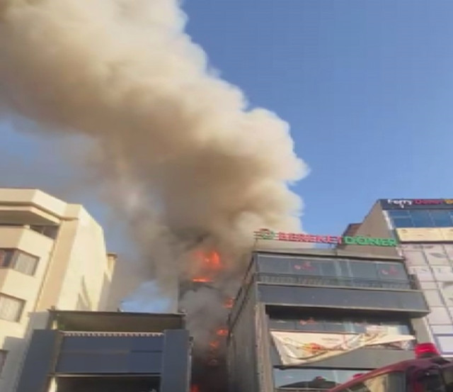 Osmaniye'de depremden kaçan genç otel yangınında hayatını kaybetti