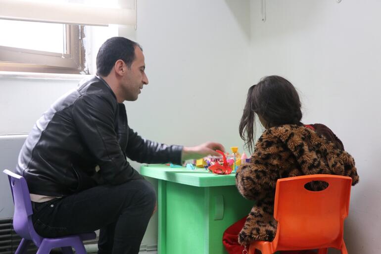 Diyarbakır'da açılan Afet ve Deprem Polikliniği'nde 400 çocuğa hizmet verildi