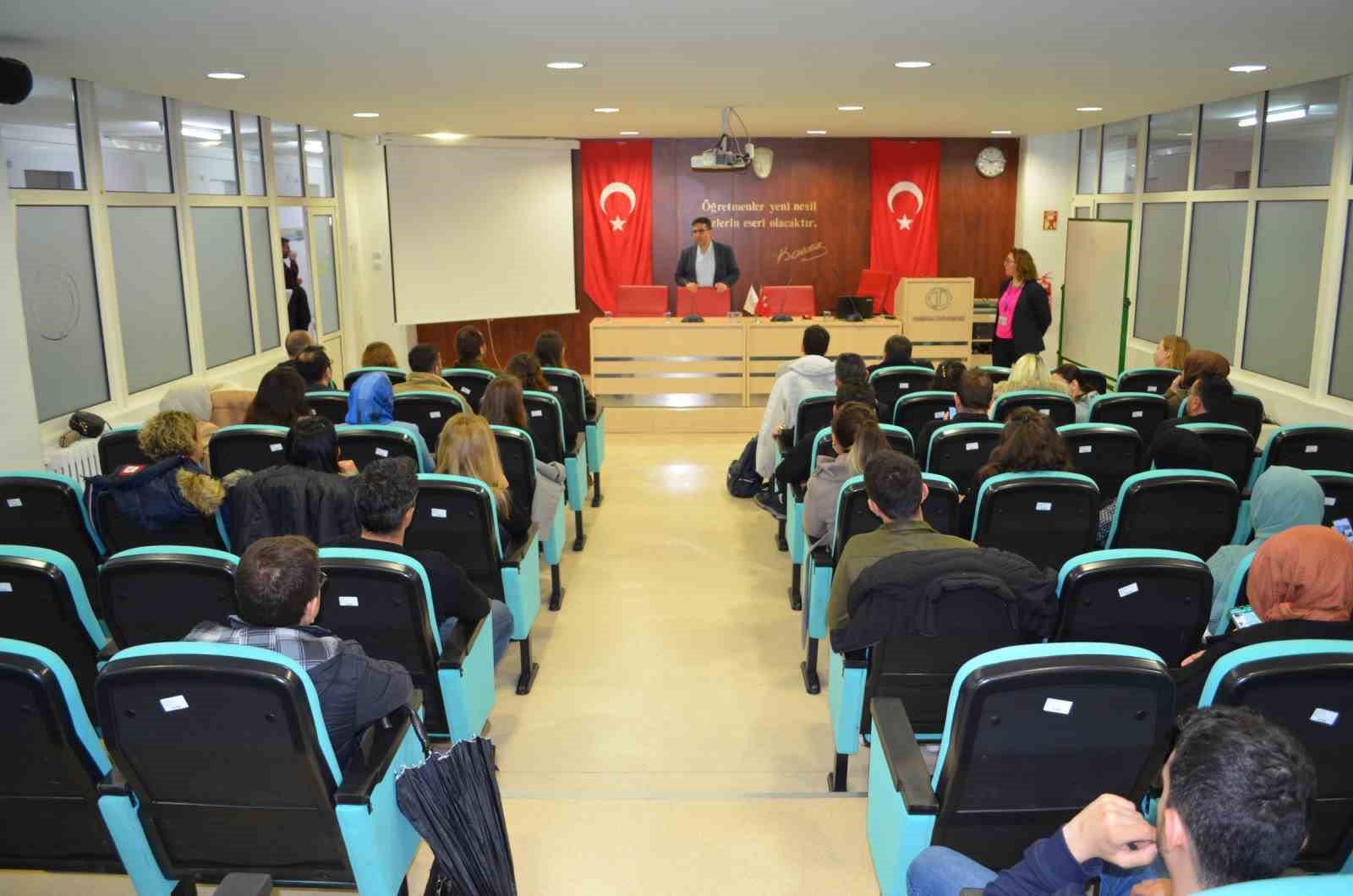 Anadolu Üniversitesi Eğitim Fakültesinde TÜBİTAK 4008 proje uygulaması gerçekleştirildi