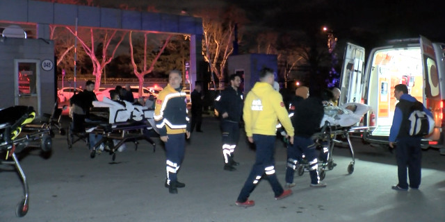 Üsküdar'daki hastanenin ameliyathanesinde yangın! İtfaiye ekipleri 4 saatlik çalışmayla söndürebildi