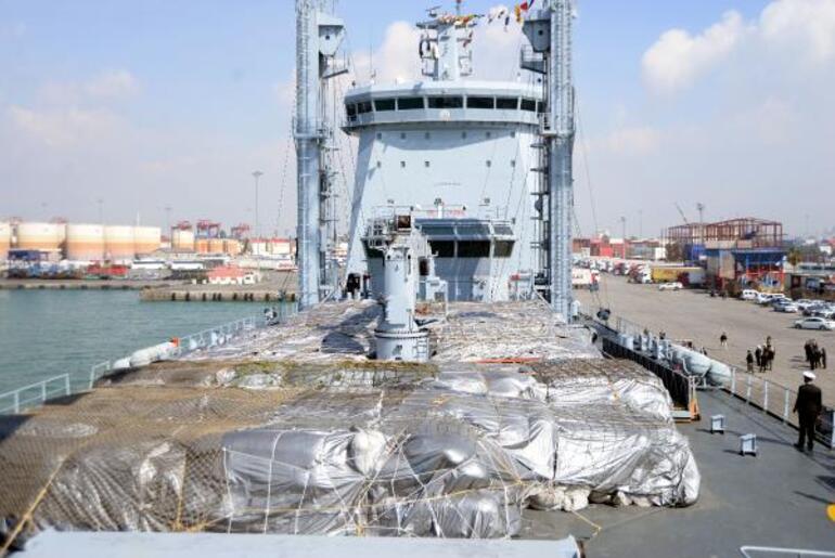 Pakistan'ın ikinci yardım gemisi Mersin Limanı'nda