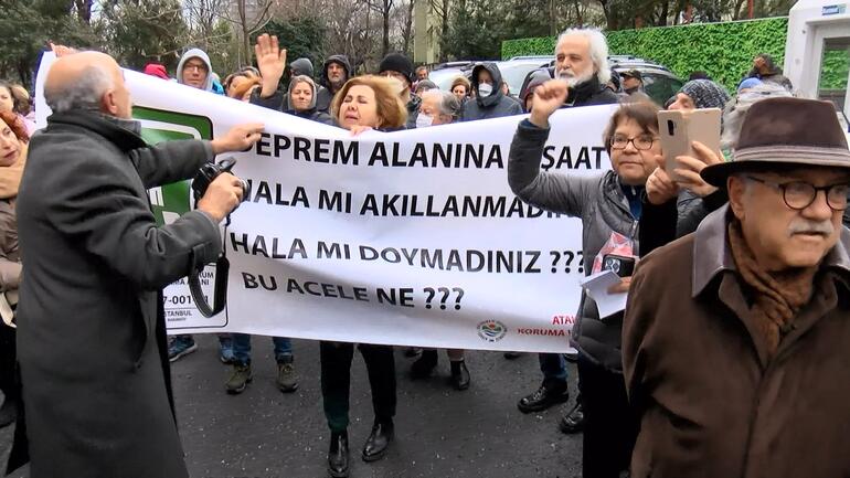 Ataköy'de 'toplanma alanı' tartışması