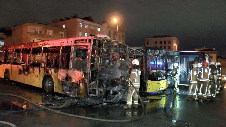Tuzla’da park halindeki 3 İETT otobüsü alev alev yandı