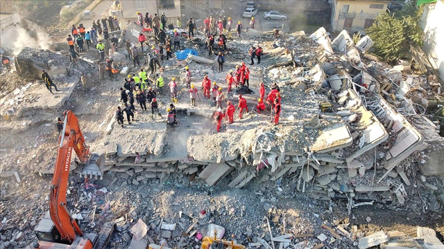 Son Dakika! Kahramanmaraş merkezli depremlerde hayatını kaybedenlerin sayısı 50 bin 96'ya yükseldi