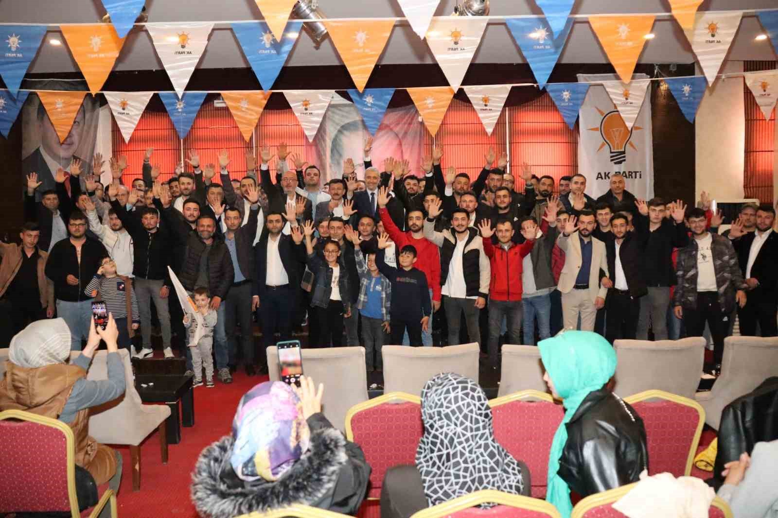 Emet AK Parti İlçe Teşkilatı’ndan gençlik ve kadın buluşması