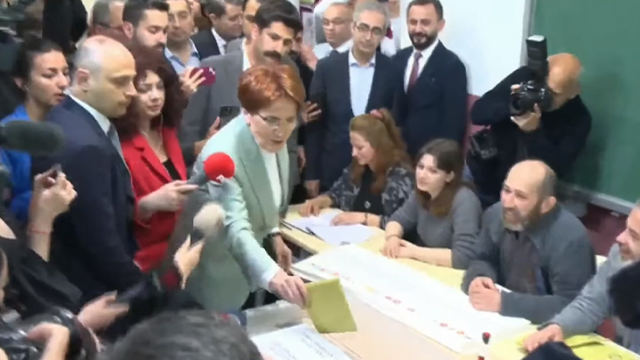 İstanbul'da oy kullanan Akşener'den ilk sözler: Milletin vereceği karar başımızın üstündedir