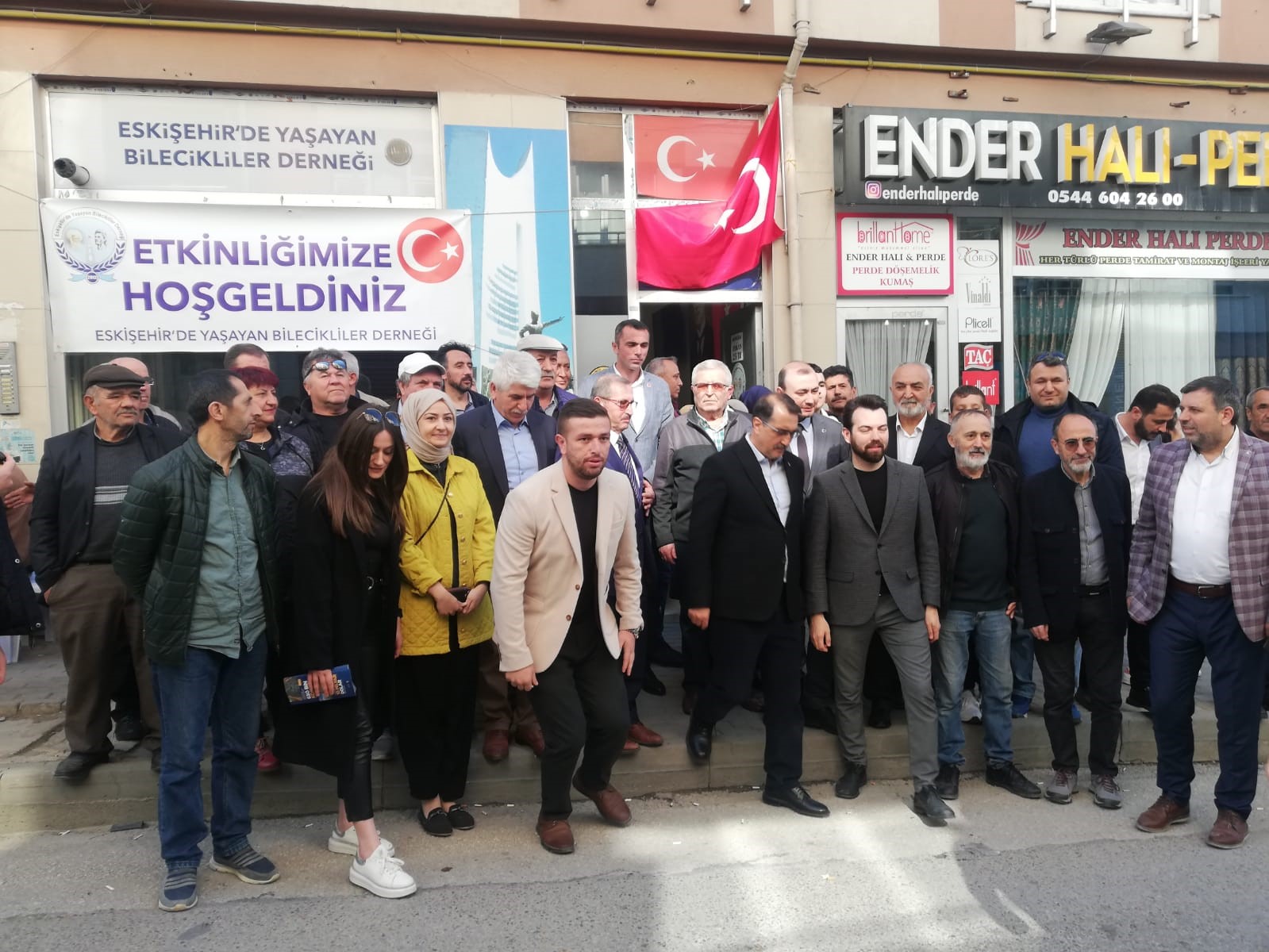 Eskişehir’de yaşayan Bileciklilerden ‘çiğ köfte’ etkinliği