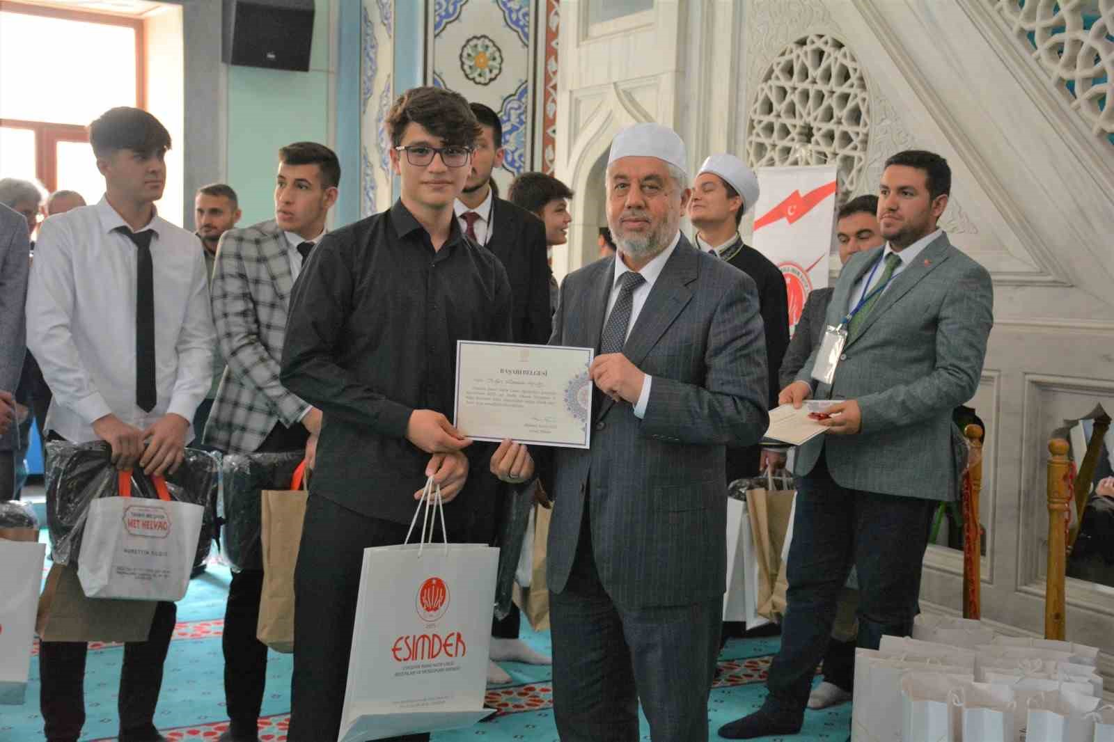 Eskişehir’de “Genç Hatipler Hutbe Okuma Bölge Yarışması” gerçekleştirildi