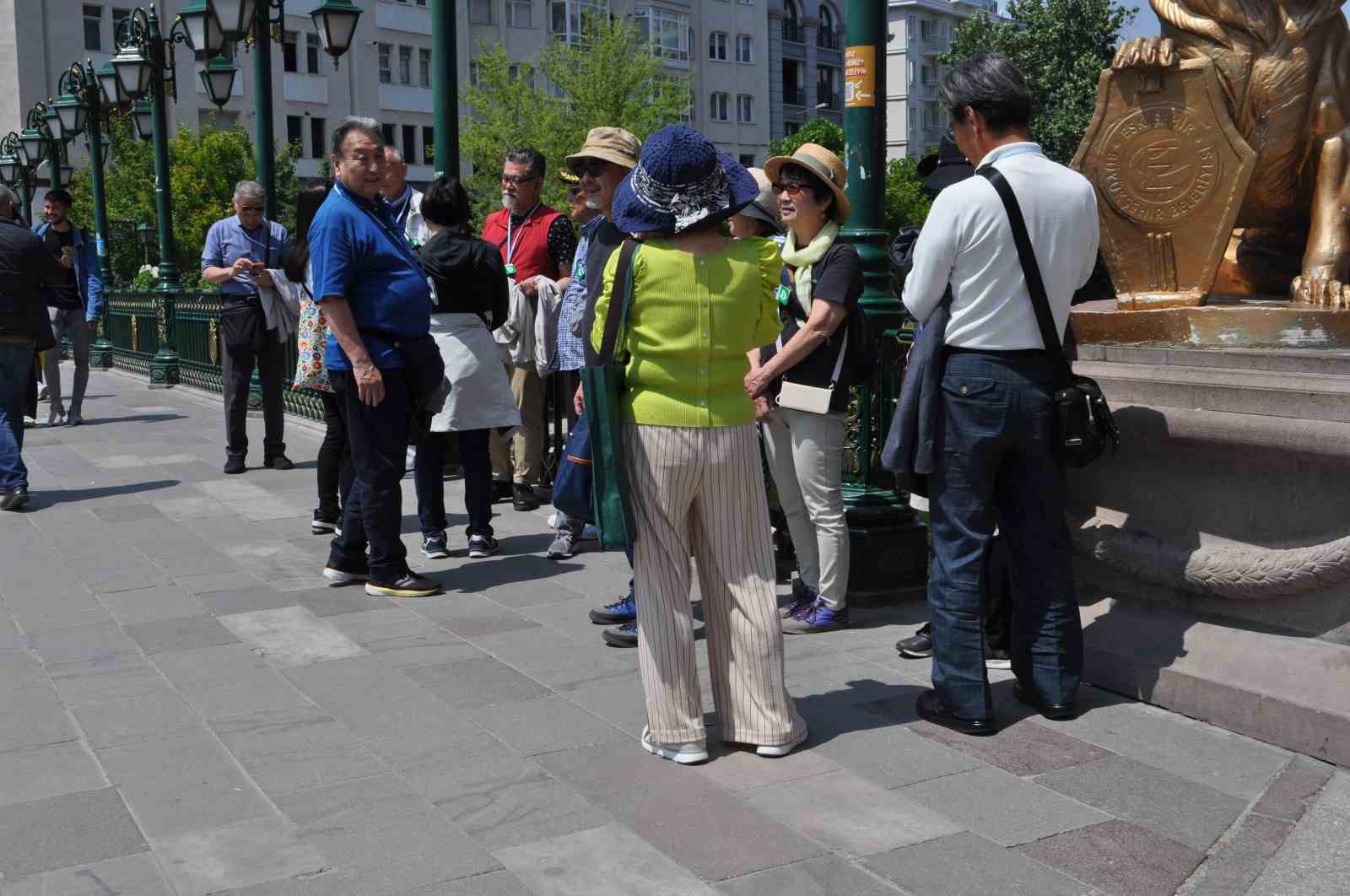 Japon turistler Eskişehir’i çok sevdi