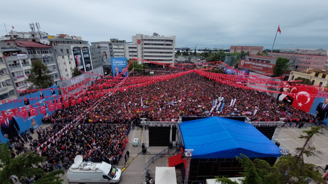 Millet İttifakı'nın Samsun mitinginde Kılıçdaroğlu, geniş bir kalabalığa seslendi