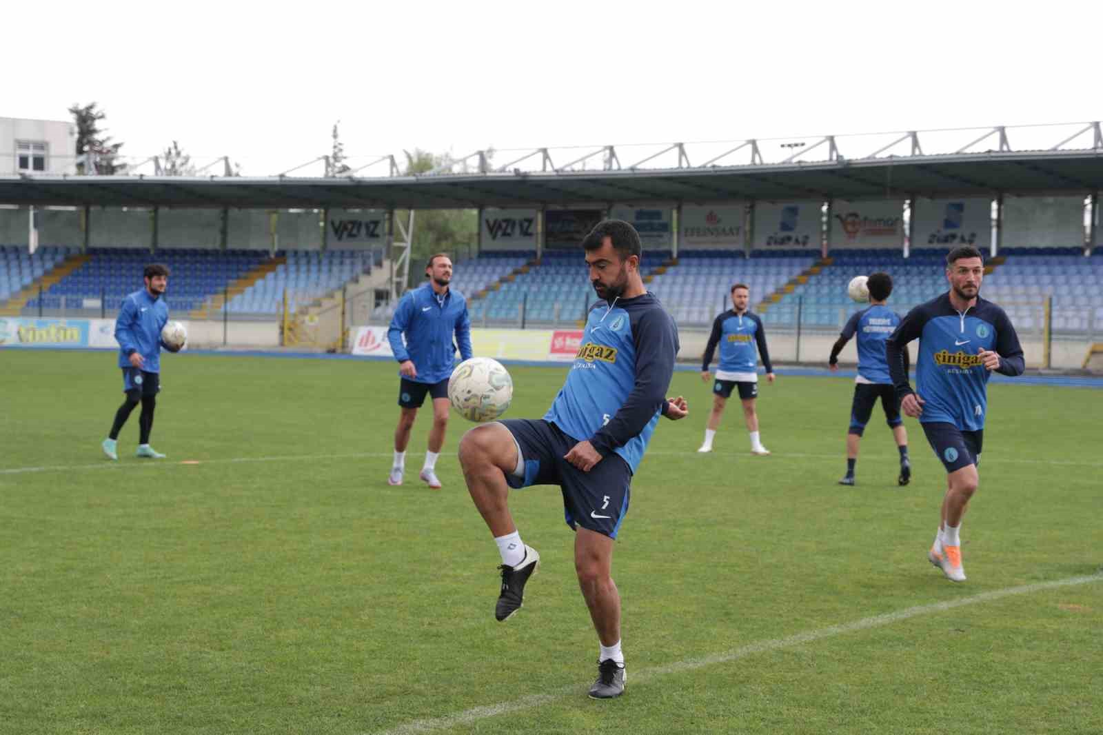 Belediye Başkanı Işık’tan Kütahyaspor antrenmanına ziyaret