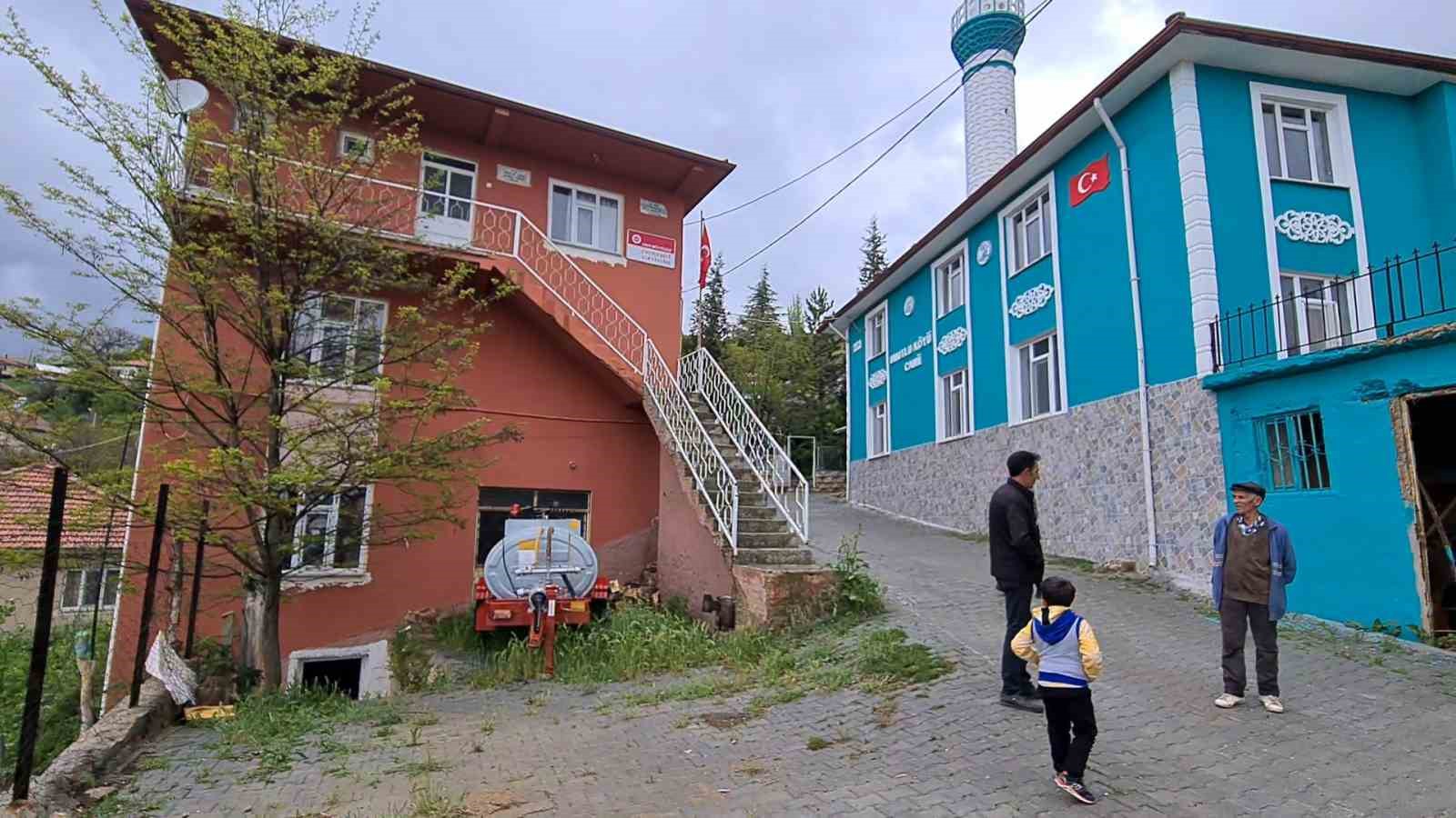 Emet’in Umutlu köyünde Erdoğan sevgisi