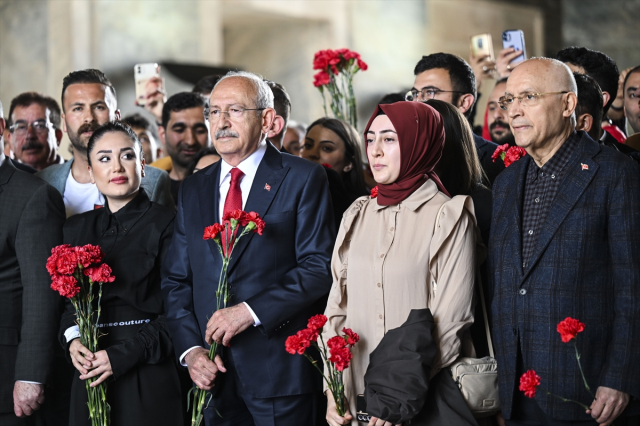 Kılıçdaroğlu seçim gezilerini Anıtkabir'de noktaladı: Çok heyecanlıyım, çok