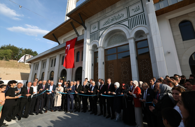 Cumhurbaşkanı Erdoğan, Batman'da Necat Nasıroğlu Külliyesi'nin açılışını yaptı