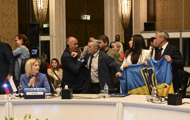 Ukraynalı ve Rus yetkililerin birbirine girmesi TBMM Başkanı Şentop'u çok kızdırdı