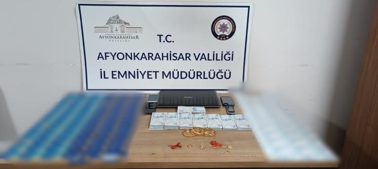 FETÖ yalanı ile 120 bin TL’lik dolandırıcılık yapan sahte polisler kıskıvrak yakalandı