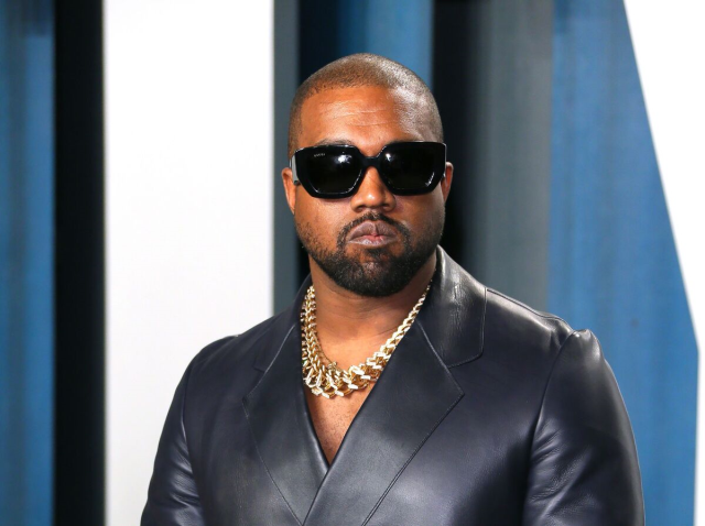 Yeni yaşını kutlayan Kanye West'in konukları partide çıplak kadın üzerinde sushi yedi