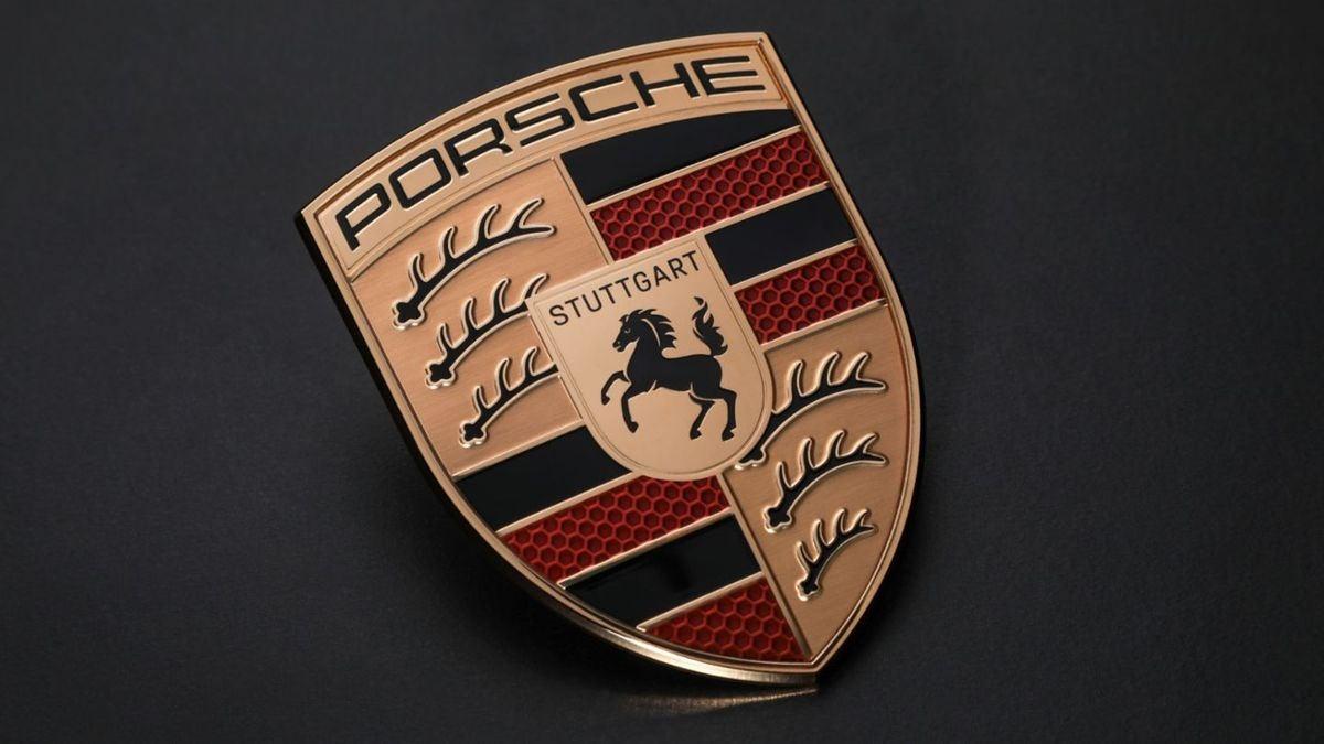 Üç yıldır bunun üzerinde çalıştılar: Porsche, yeni logosunu tanıttı!