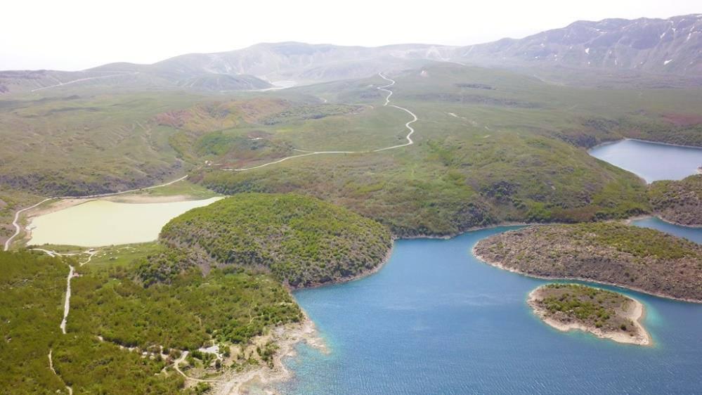 Dünyanın en büyük ikinci krater gölü turizme açıldı