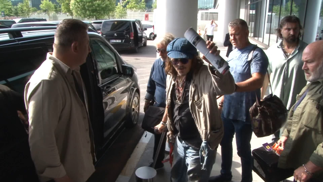 Dünyaca ünlü Hollywood yıldızı Johnny Depp konser için İstanbul'da! Geliri depremzedelere bağışlanacak
