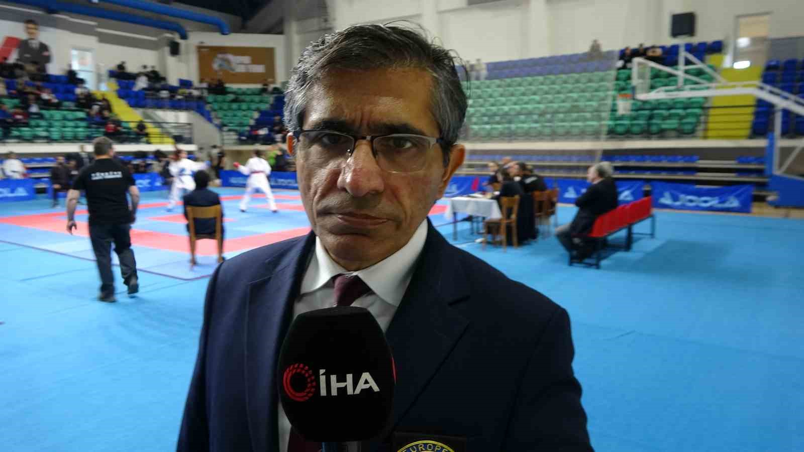 Kütahya’da Türkiye Gençler Karate Şampiyonası