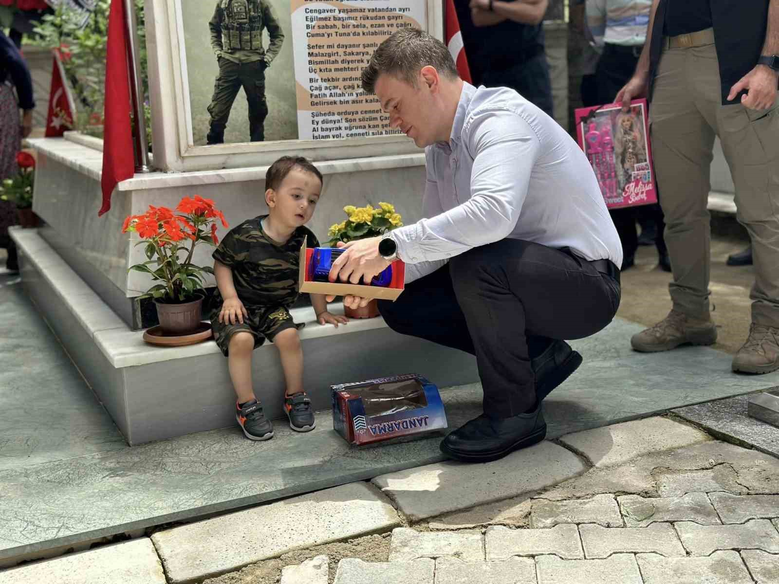 Simav’da şehit Jandarma Uzman Çavuş Emre Üçkan dualarla anıldı