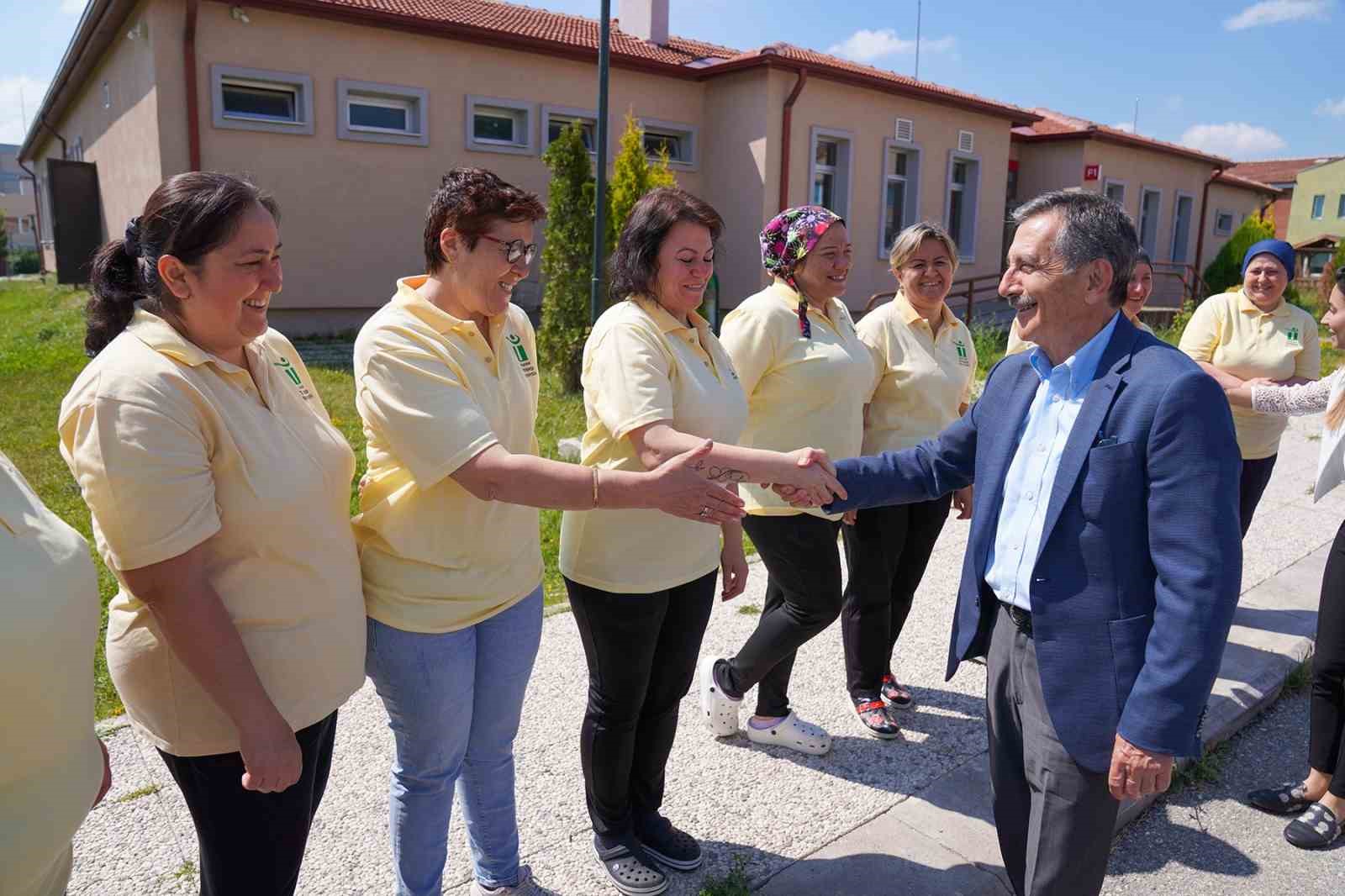 Başkan Ataç: “Sizlere hizmet duaların en büyüğü”