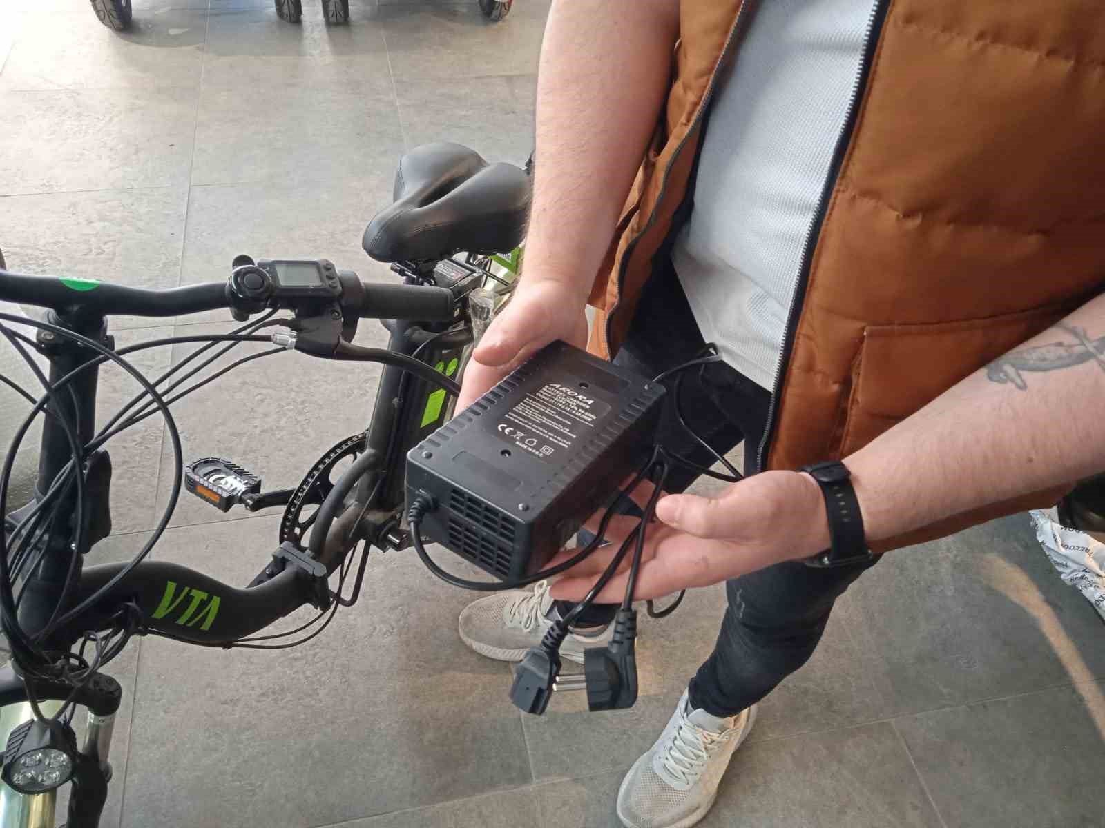 Elektrikli bisiklet satıcılarından sürücülere ‘şarj’ uyarısı