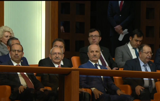 Kılıçdaroğlu, TBMM'de parti sırasındaki koltuğunu da kaybetti