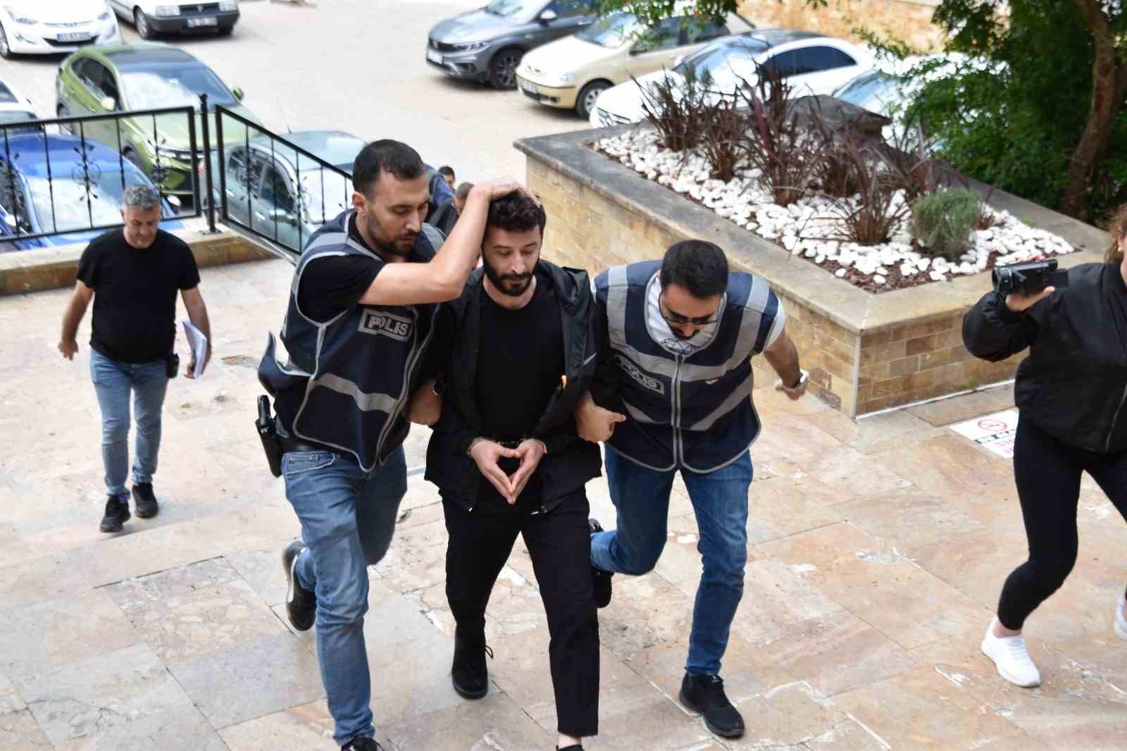 Bilecik’te gazeteciye silahlı saldırı