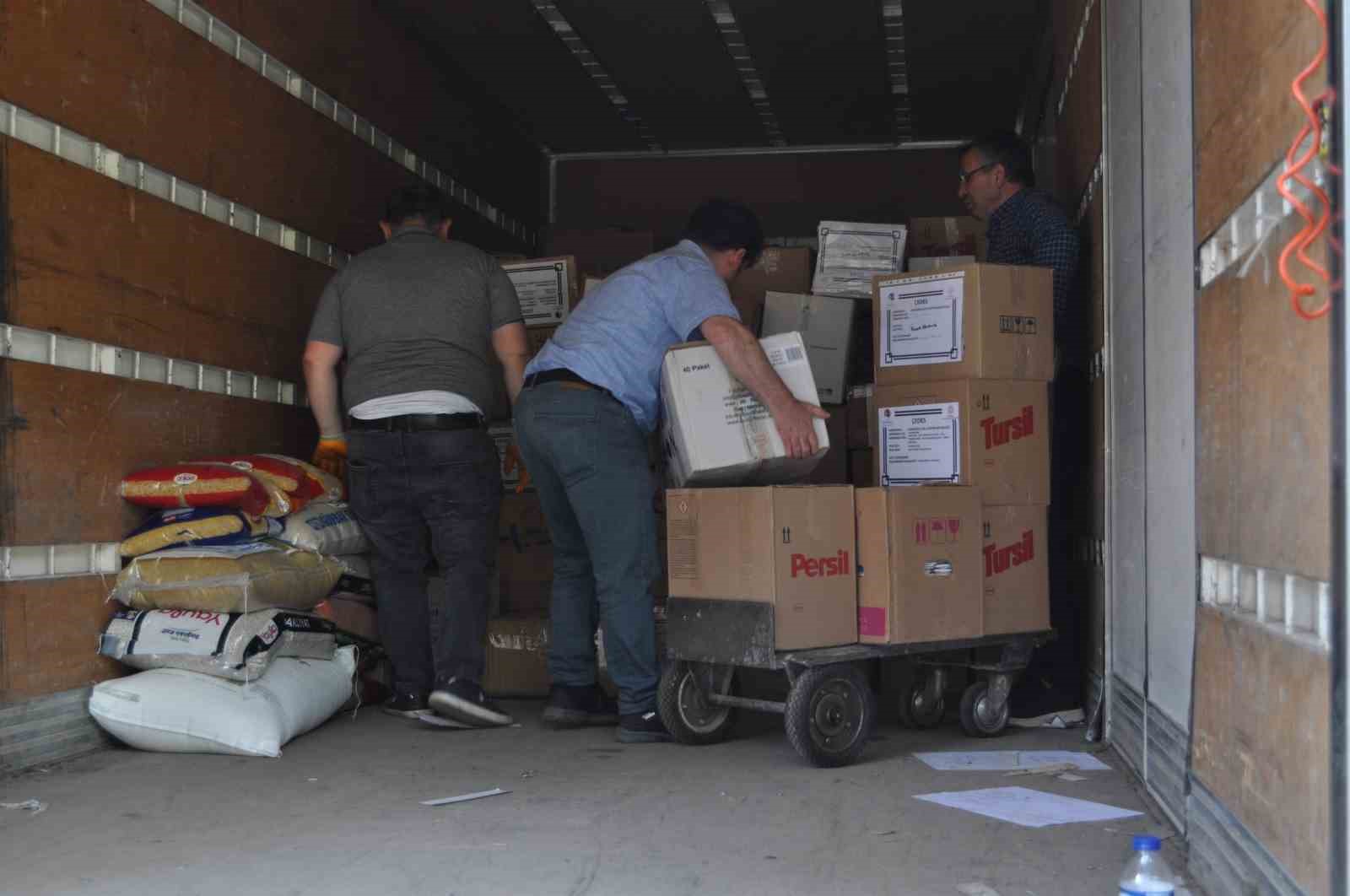 Eskişehir İl Milli Eğitim Müdürlüğü’nün ikinci yardım kamyonu Hatay’a gidiyor