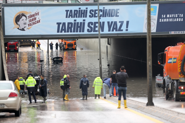 Ankara'da bugün beklenen yağış öncesi Mansur Yavaş tüm izinleri iptal etti