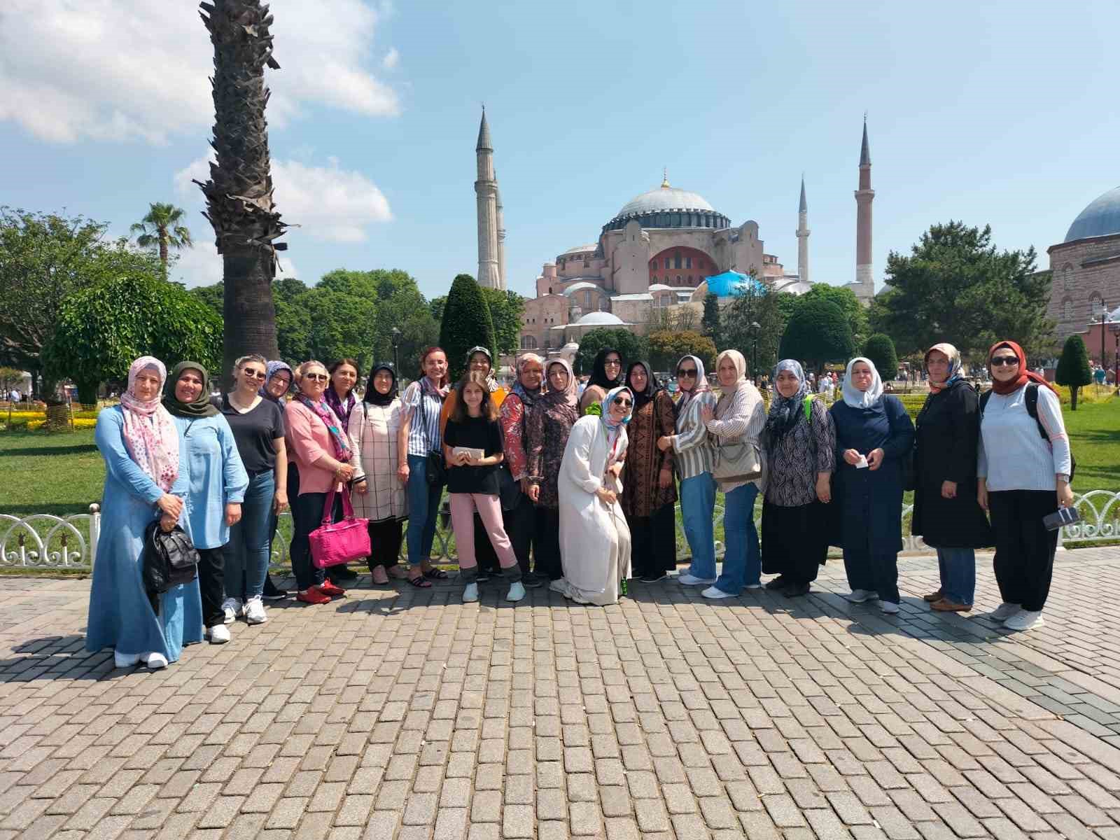 Bayırköylü kadınlar İstanbul’u gezdi