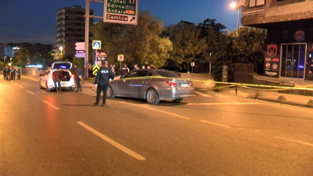 Kadıköy'ün göbeğinde silahlı kavga: 3 yaralı, 7 gözaltı