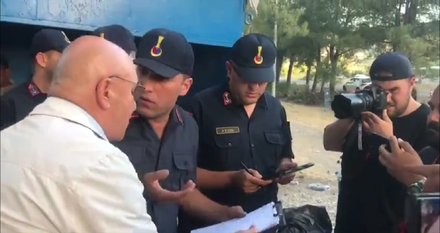 Akbelen'de CHP'li Mahmut Tanal'la jandarma arasında kovalamaca: Burada fişleme yapamazsınız