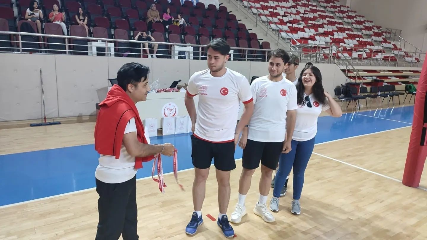 15 Temmuz Demokrasi ve Milli Birlik Günü anısına voleybol turnuvası