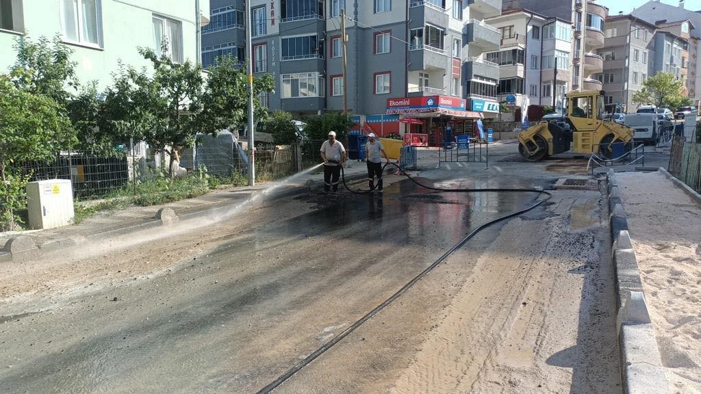 Bilecik’te cadde ve sokaklarda bayram sonrası temizliği yapıldı