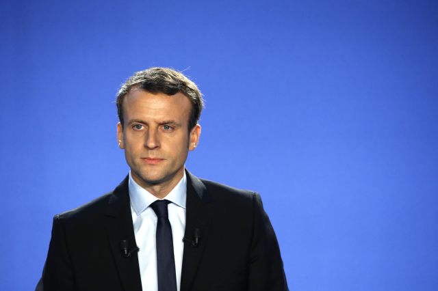 6 gündür alev alev yanan Fransa'da Macron'u zor günler bekliyor! Gazetelerin hedefi oldu
